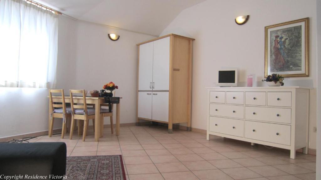 Residence Victoria Μιλάνο Δωμάτιο φωτογραφία